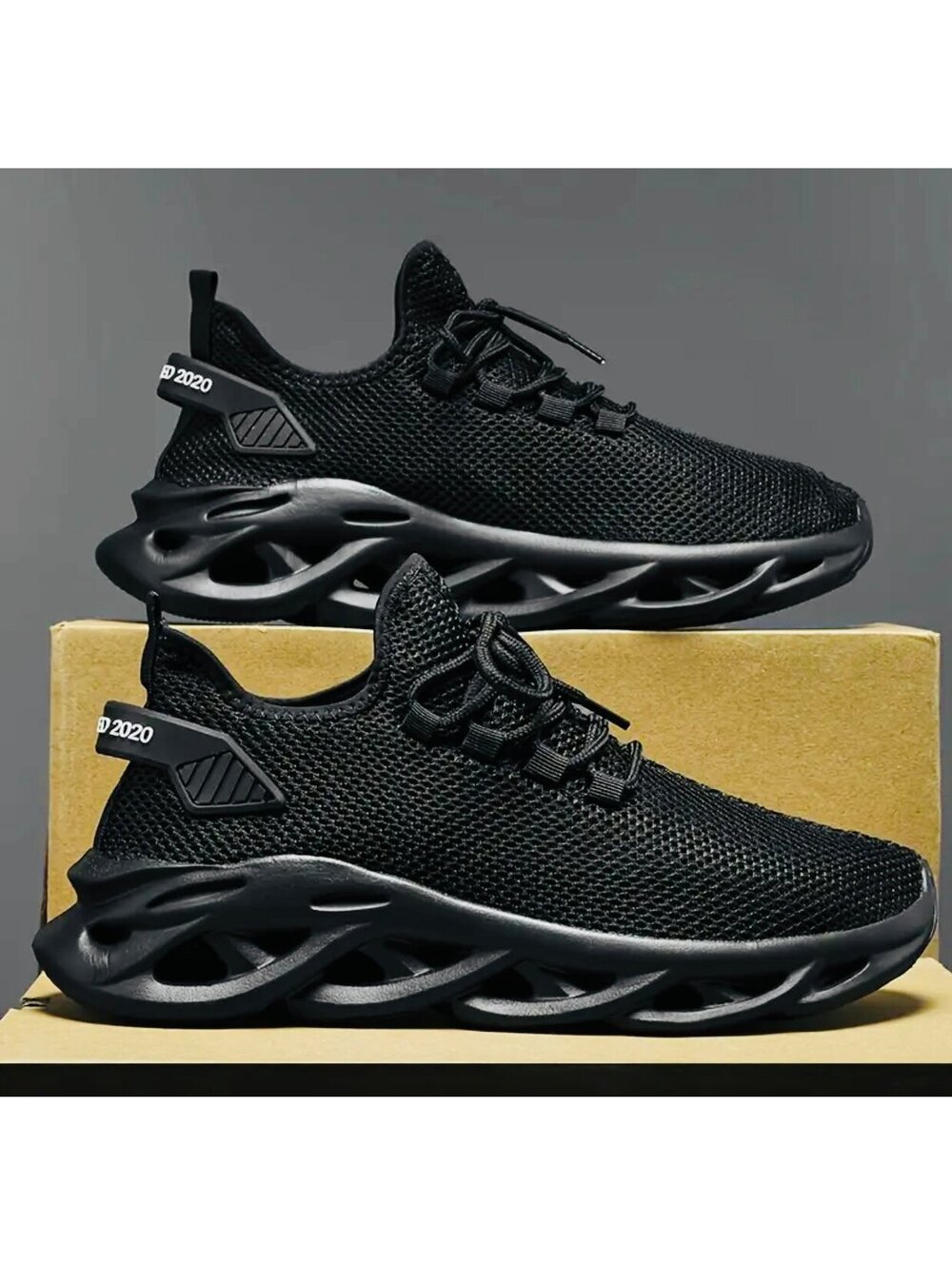 New - Stylish Slip-On & Lace-Up Blade Sneakers - Unisex - Hybrid - Size 7M/8.5W